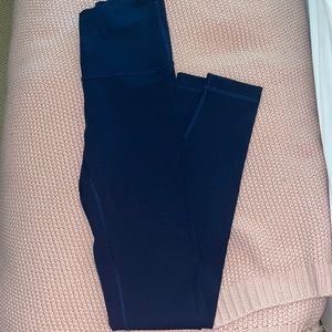 Lululemon wunder under luxury leggings!!